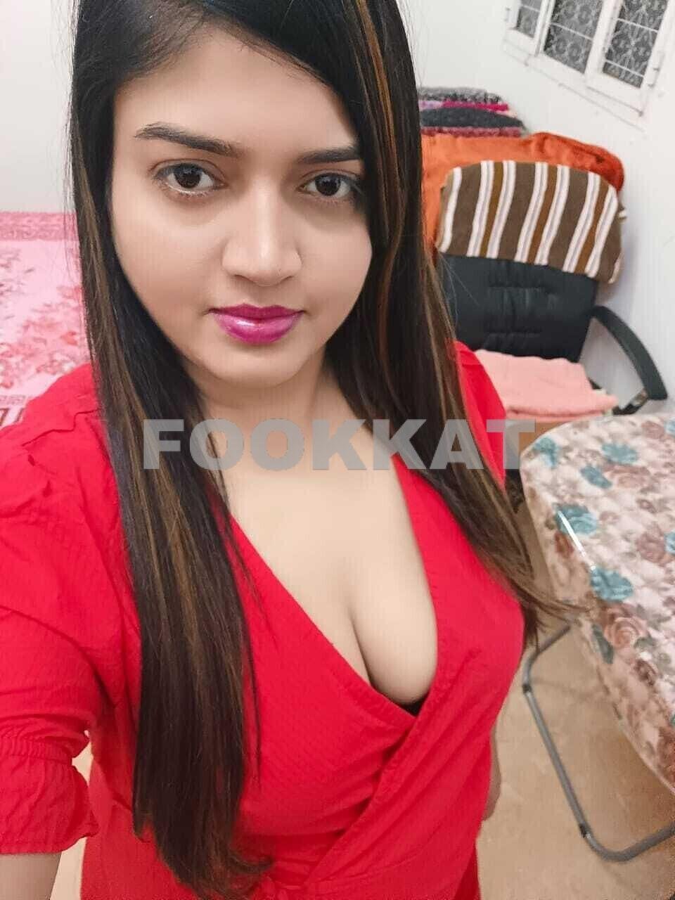 Shaking Your Body With A Real Attraction Call Girl In Chanakyapuri