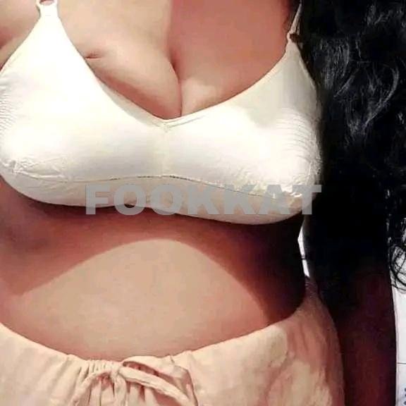 Shott 3000...Malayali Call Girls Available at Ernakulam 