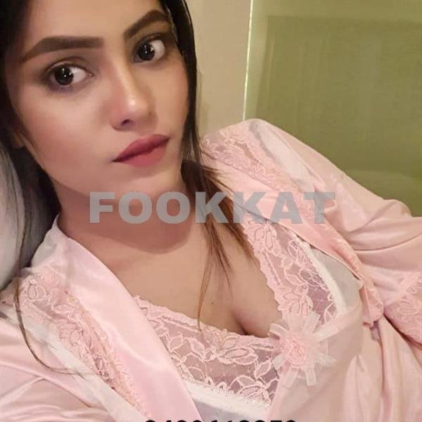 Call Girls in DLF City Gurgaon 8264348440 Escorts ServiCe