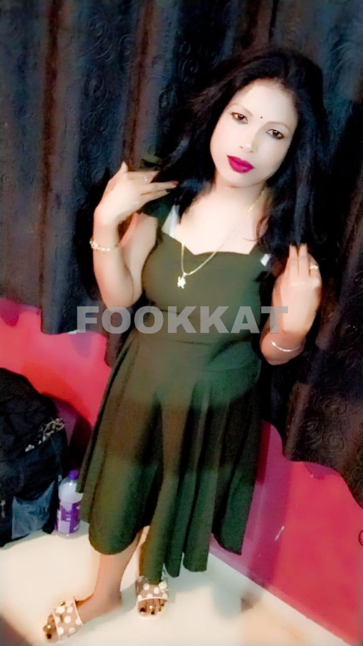 Hotel service girl housewife available only cash